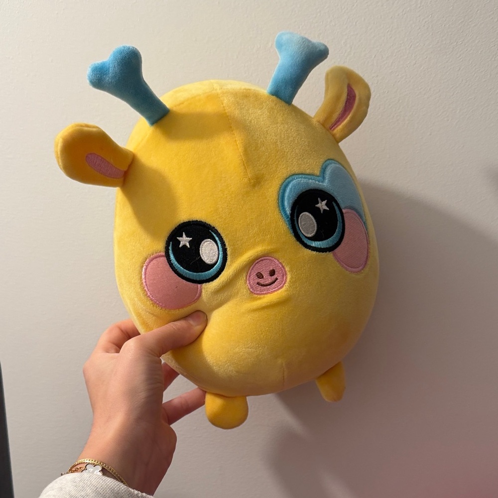 Scented slow rising Yellow and Blue Plush Toy